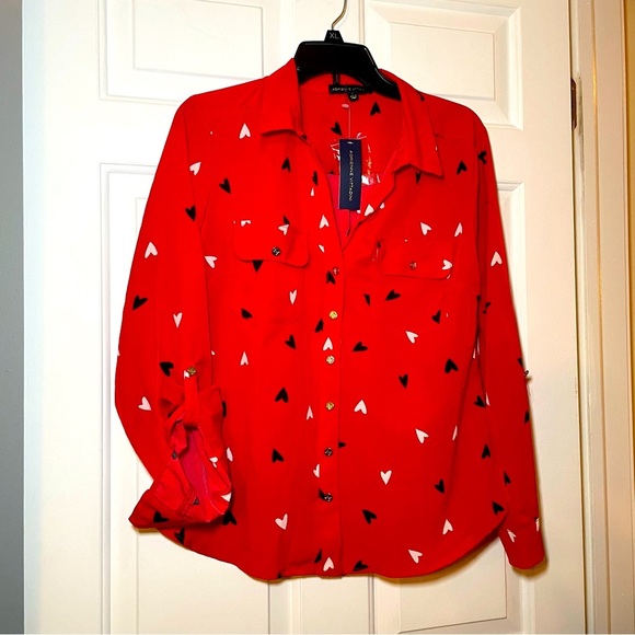 Adrienne Vittadini Woman’s Red Heart Blouse Size Small NEW Collared - Picture 1 of 9